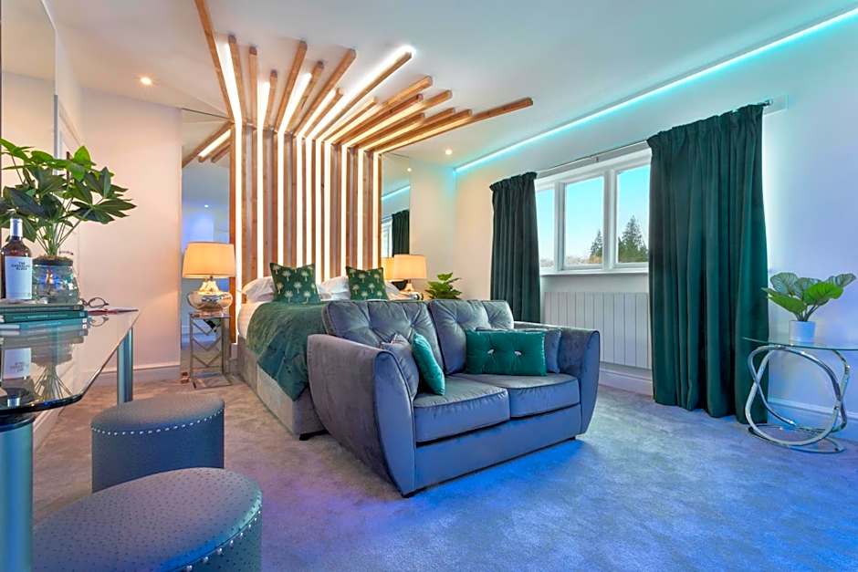 Aphrodites Group - Luxury Hot Tub Suites in Central Lake District!