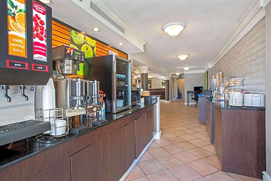 La Quinta Inn & Suites by Wyndham Denver  Golden