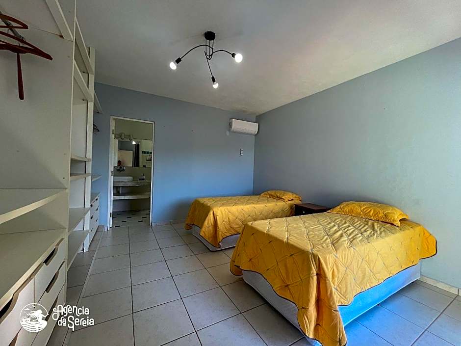 Casa c/piscina e vista p/ Ilha das Cabras em Piúva