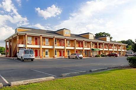 Quality Inn Albertville US 431