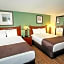Travelodge by Wyndham Macon West