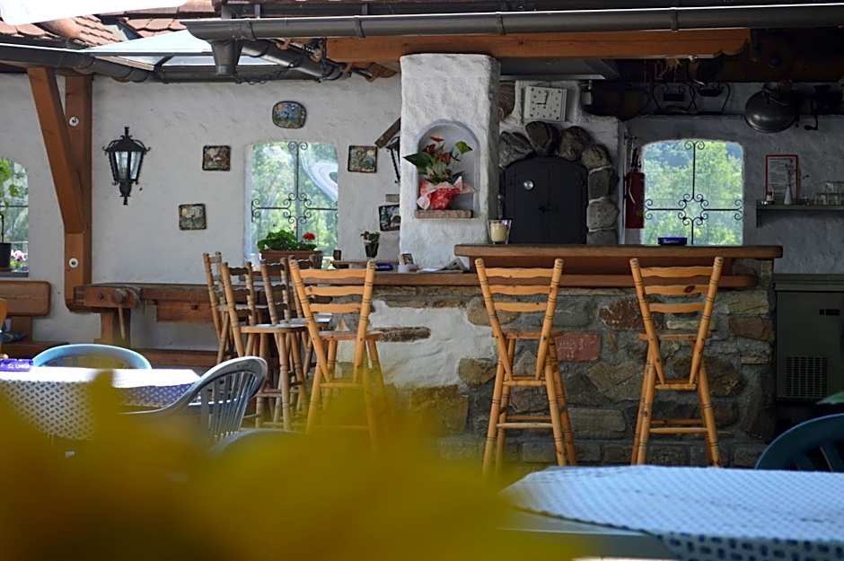 PENSION Hinterleithner