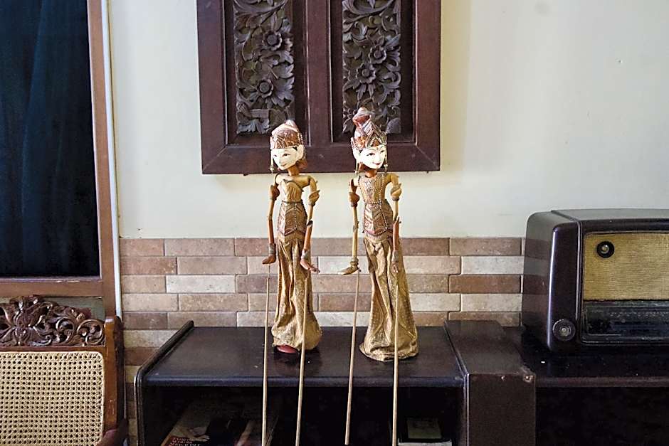 Ndalem Padma Guesthouse