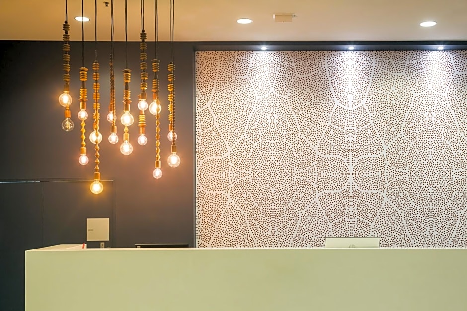 The Sebel Cairns Harbour Lights