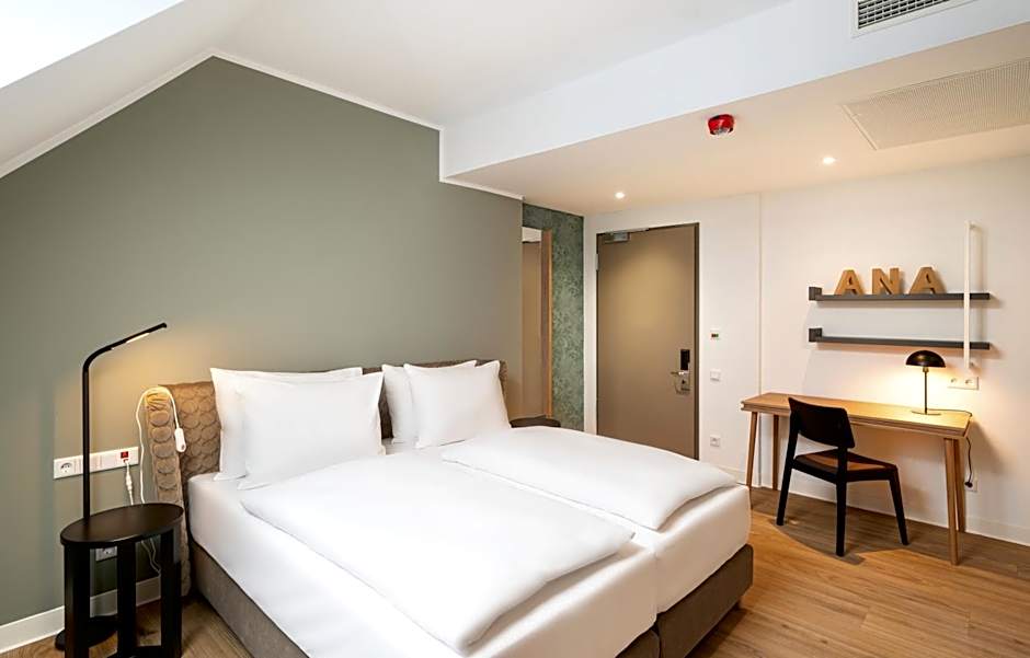 elaya hotel regensburg city center, Trademark by Wyndham