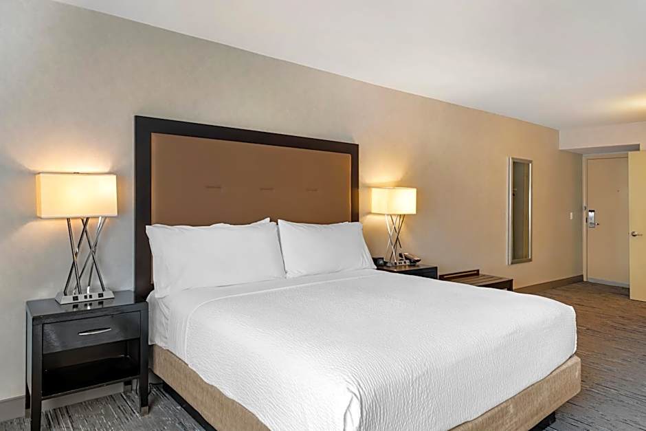 Holiday Inn Express Colton By IHG