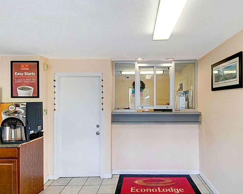 Econo Lodge Sharon - Foxborough
