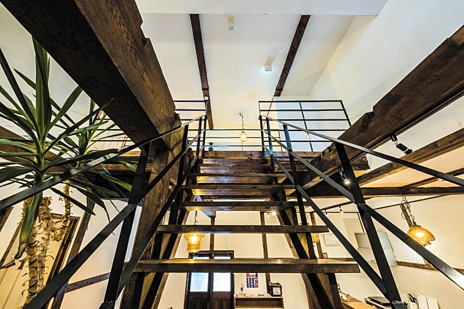 Otaru Tap Room & Hostel