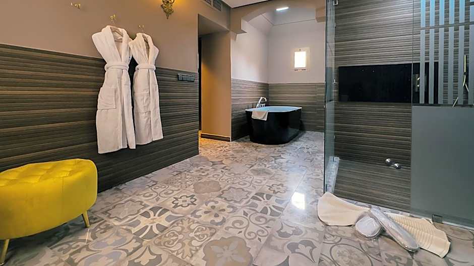 RS Hotel Karam Palace