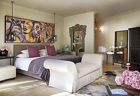 Suite with Garden View