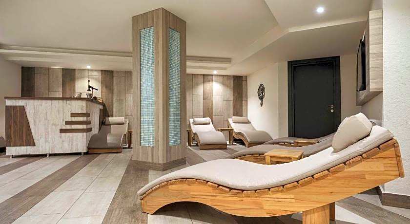 Ramada by Wyndham Mersin
