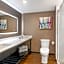 Cambria Hotel & Suites Plymouth