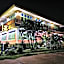 Tonmai Suites