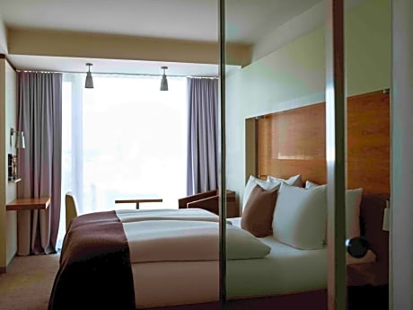 JUNIOR SUITE, 1 Double Size, views over the old town, top floor