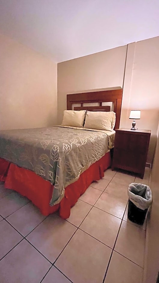 Del Bosque Tj Inn
