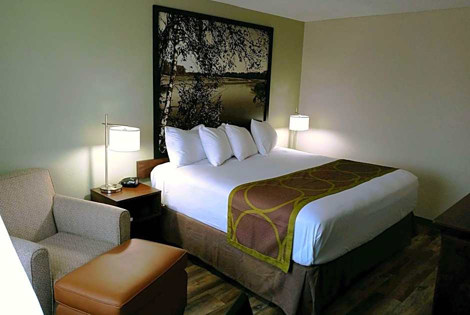 Super 8 by Wyndham Alexandria MN