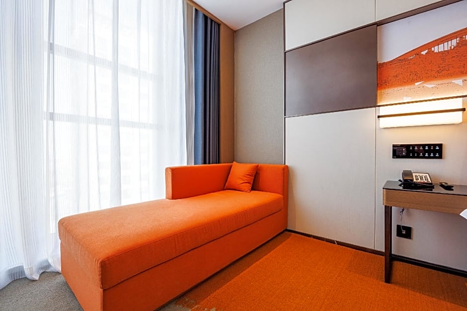 Grand Rezen Hotel Golmud