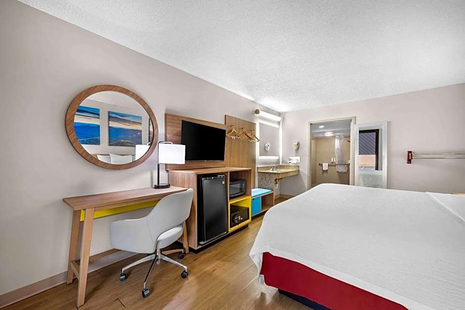 Days Inn by Wyndham Raleigh Midtown