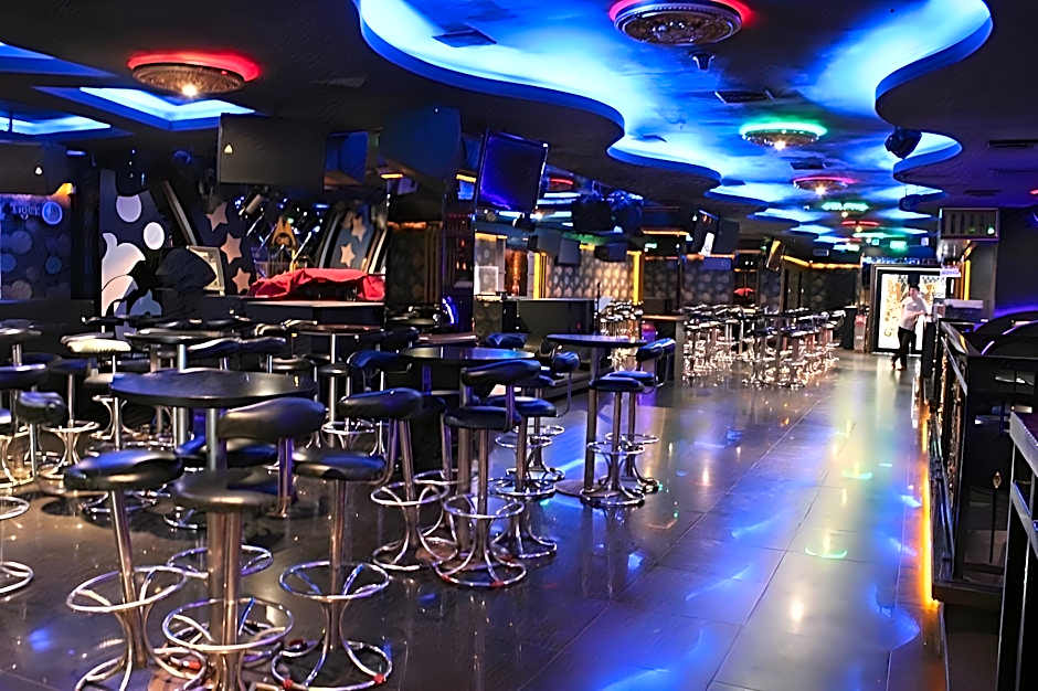 M-One Hotel Harbour Bay