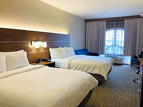 Queen Suite with Two Queen Beds and Sofa Bed