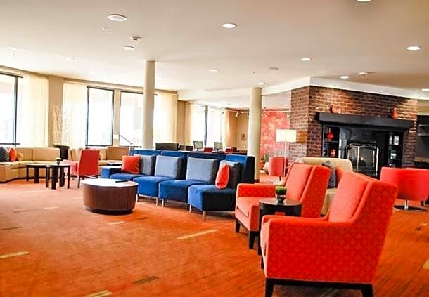 Courtyard Salina