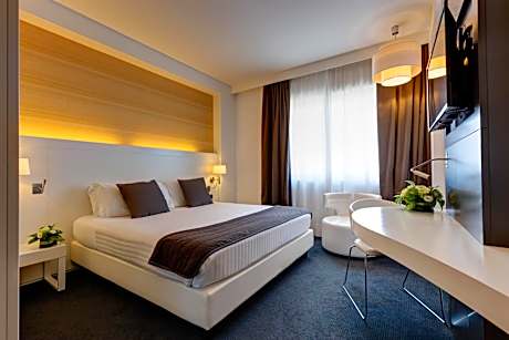 Triple Executive Room