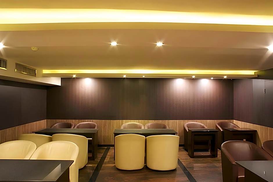 Twinstar Hotel