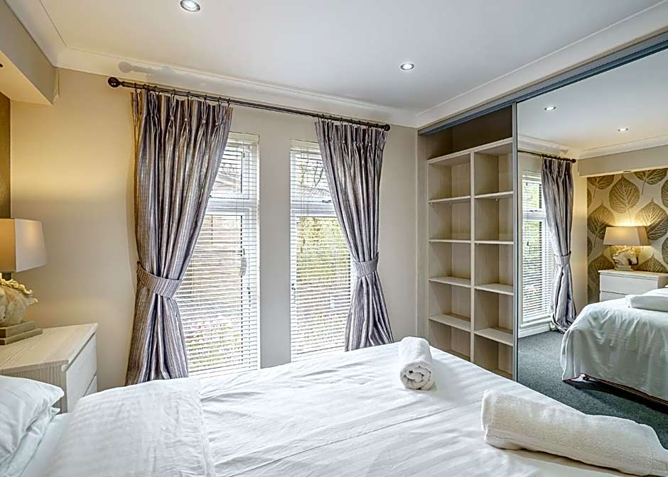 Ladera Retreat Lodges