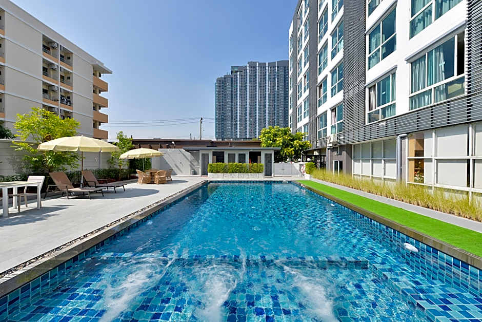 Three Seasons Bangkok