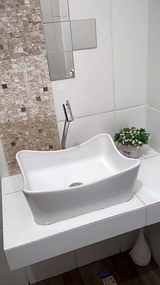 Otimo rancho com churrasqueira - Miguelopolis SP