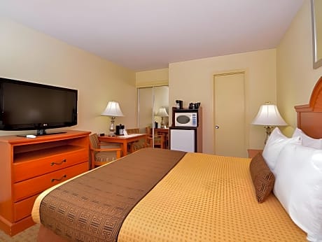 Double Queen Bed