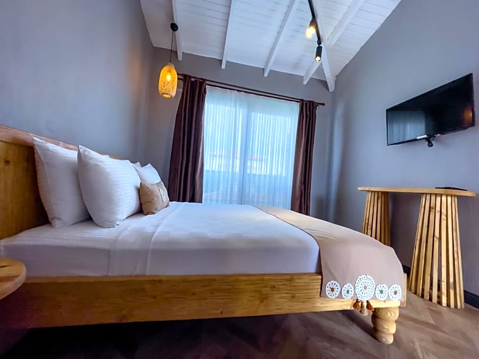 Trina Talles Hotel Alacati - Luxury Desing