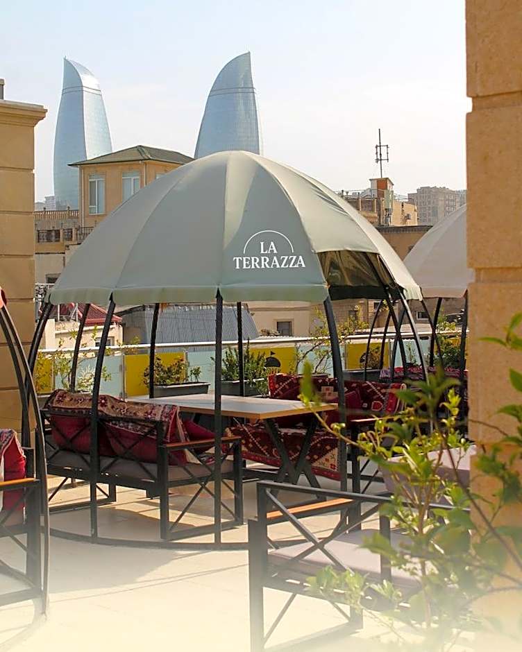 Atropat Old City Hotel