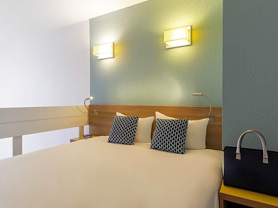 Adagio Access Defense Charras Aparthotel
