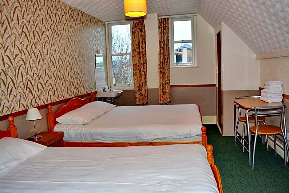 London Visitors Hotel