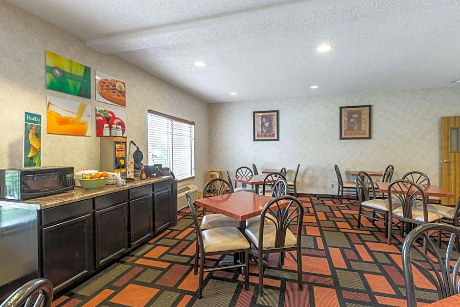 Quality Inn Kearney South