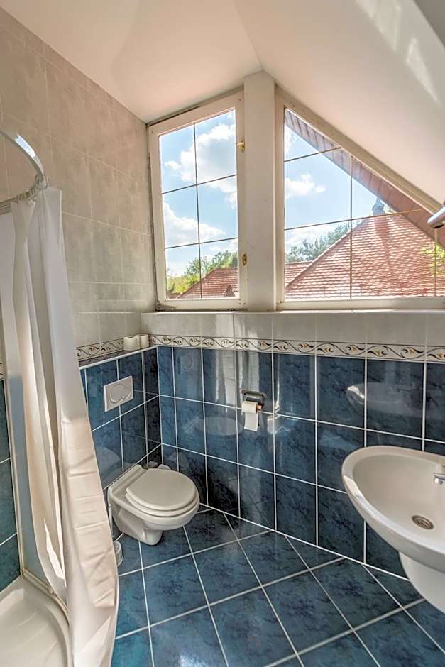 Pater Apartments and Rooms