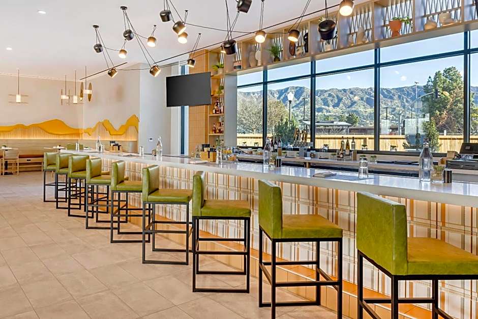 Cambria Hotel Burbank Airport