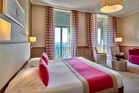 Deluxe Double or Twin Room with Sea View