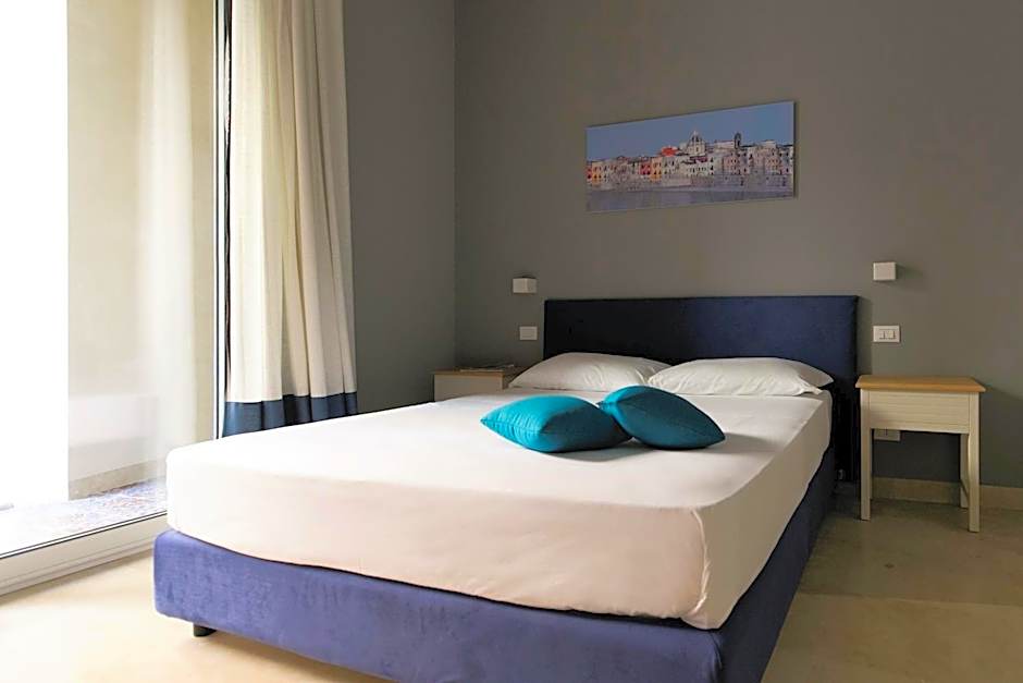 ZIBIBBO SUITES & ROOMS - Aparthotel in Centro Storico a Trapani