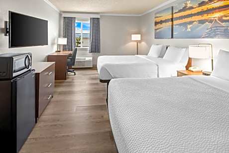 Queen Room with Two Queen Beds - Non-Smoking