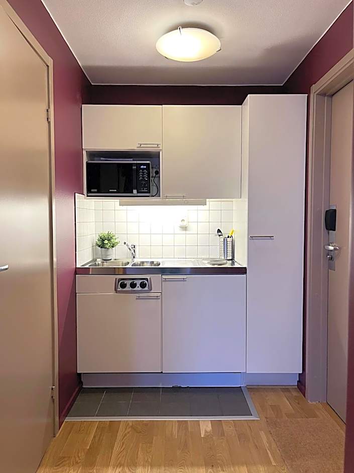 2Home Hotel Apartments