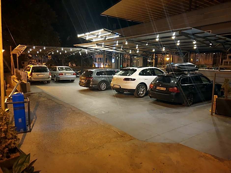 International Palace