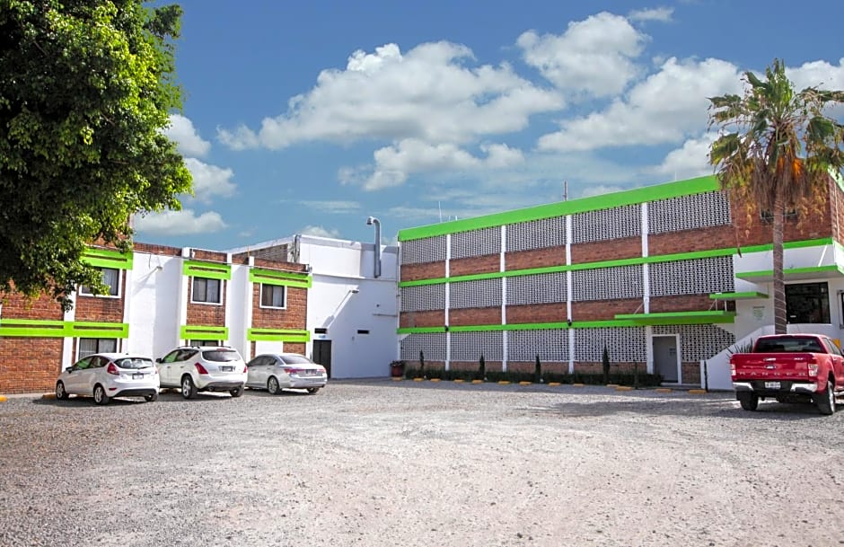 Hotel Arboledas Industrial