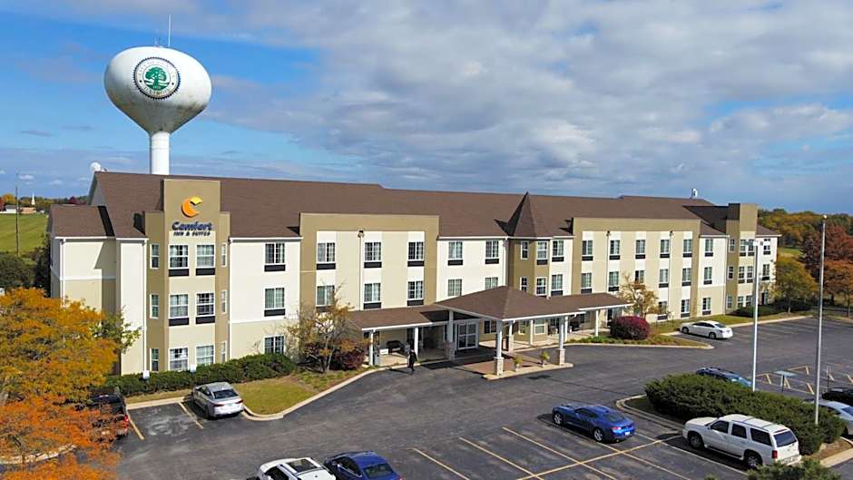 Comfort Inn & Suites Geneva- West Chicago