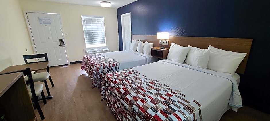 Red Roof Inn Byron