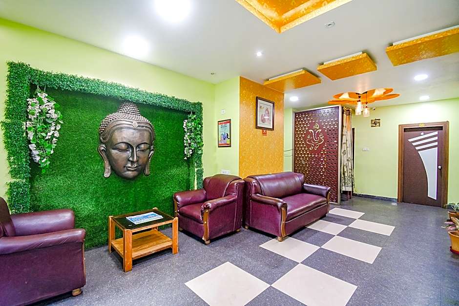 Hotel Shantikunja by OYO – Puri, TX