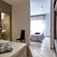 Hotel Mocambo Riccione CENTRALISSIMO AL MARE