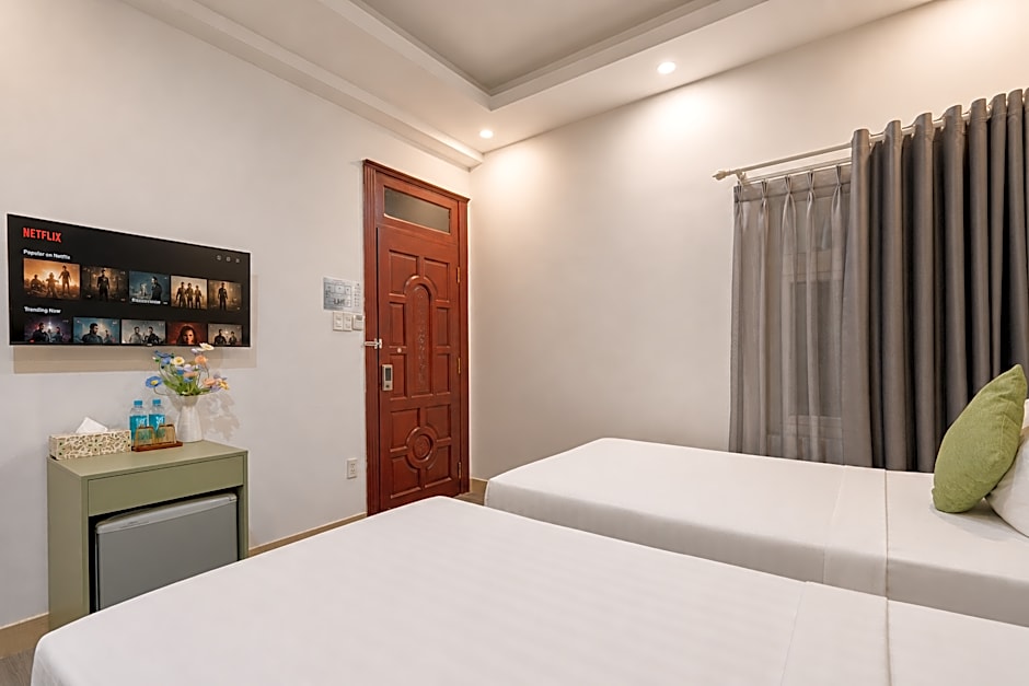 Cactusland Hotel Tan Binh