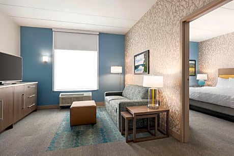 1King Hearing Accessible Suite